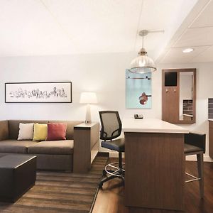 Upper Floors King Suite